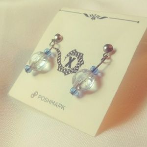 Acrylic crystal & blue beaded dangling earrings
